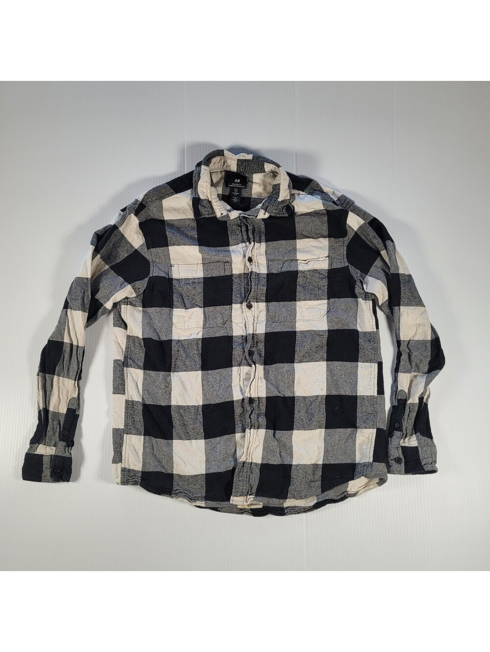 Hm flannel size medium black and white check plaid